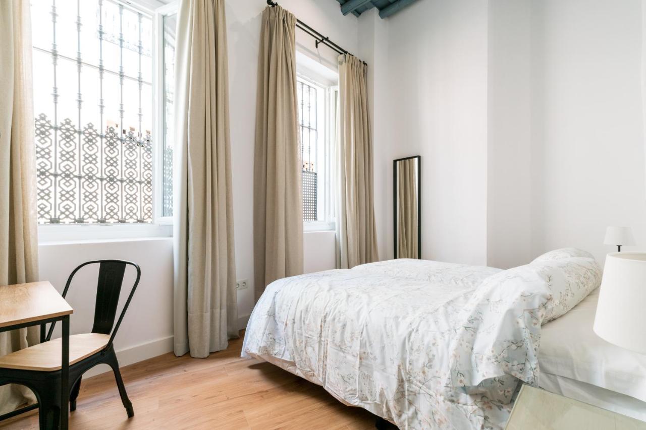 Apartamentos Leoncillos Севилья Экстерьер фото